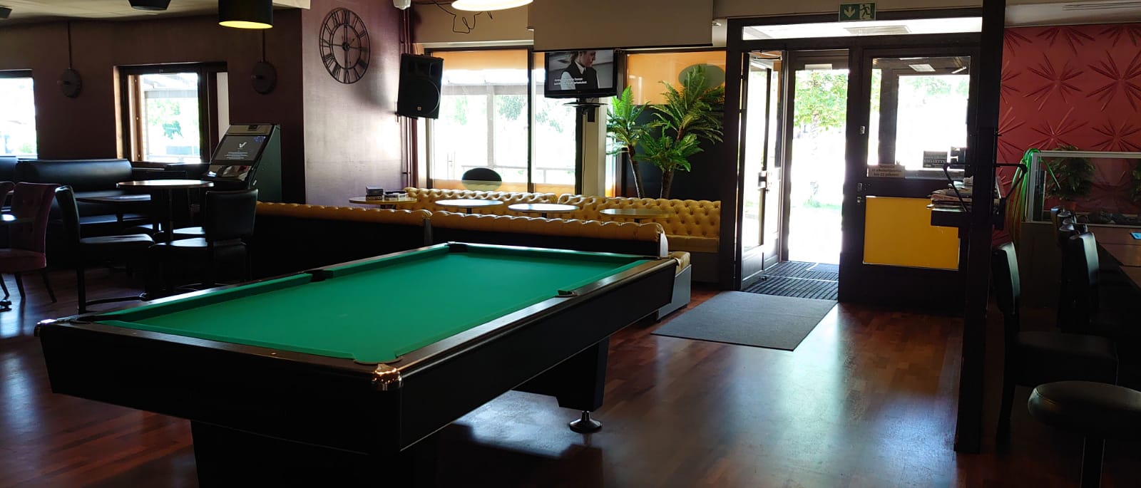 Lounas, Karkkila Bomonti